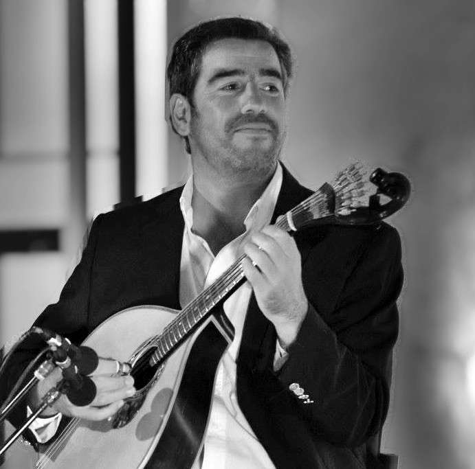 Dinis LavosPortuguese Guitarist